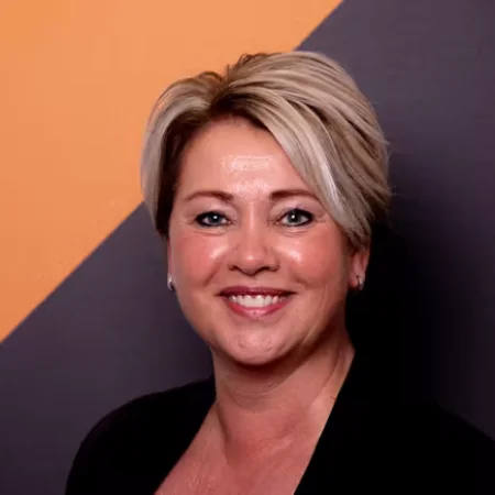 Lilian van der Roest